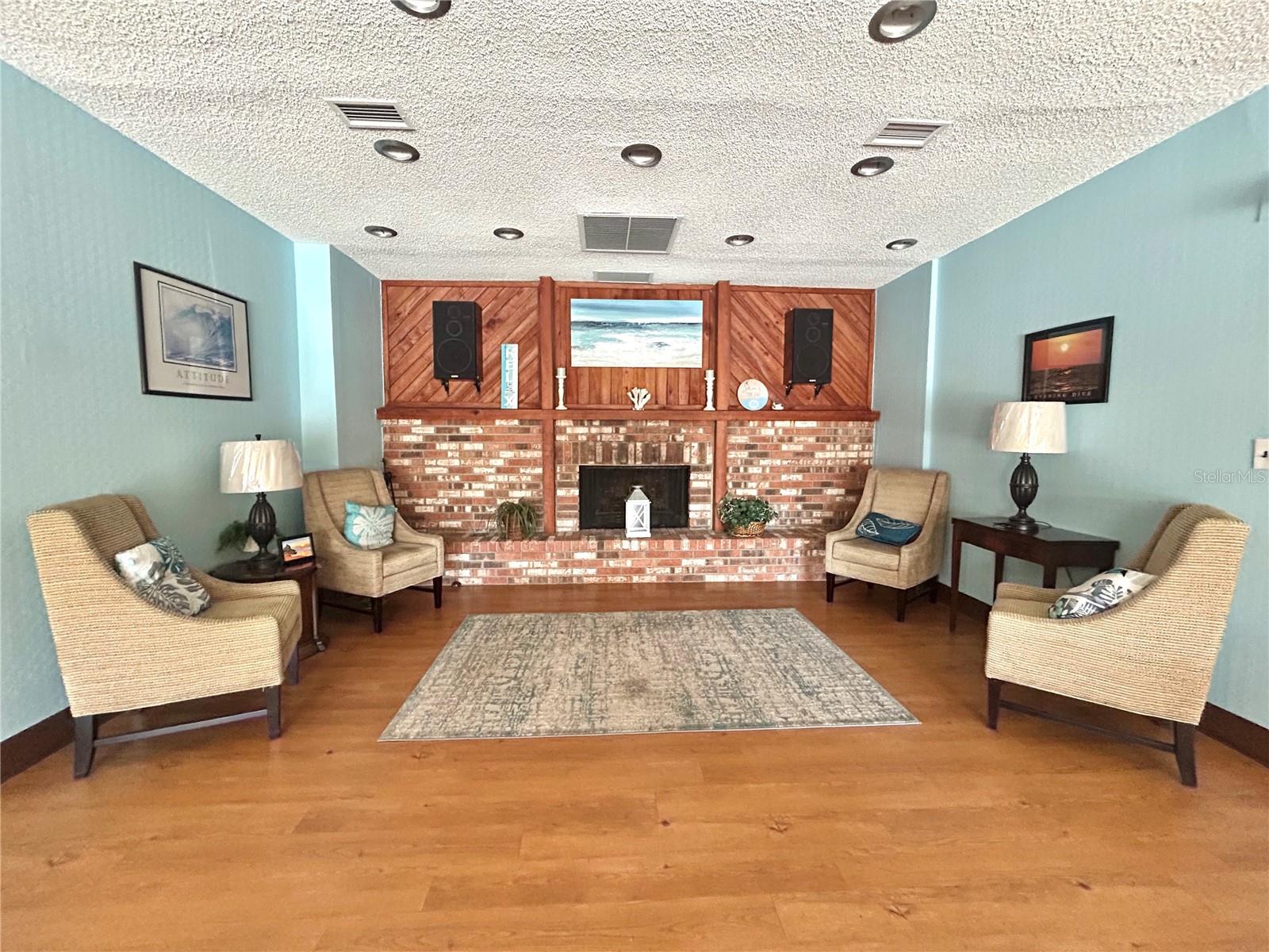 TRADEWINDS CONDO - Residential