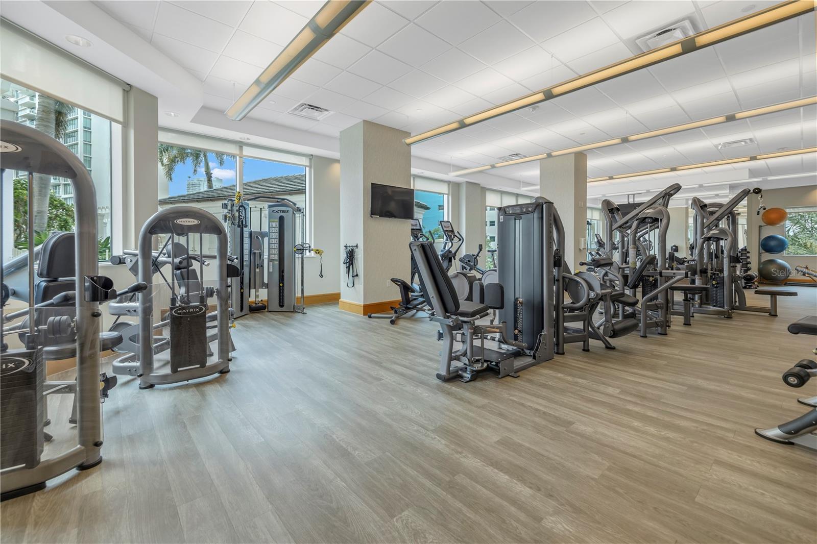 400 BEACH DRIVE CONDO - Residential Lease