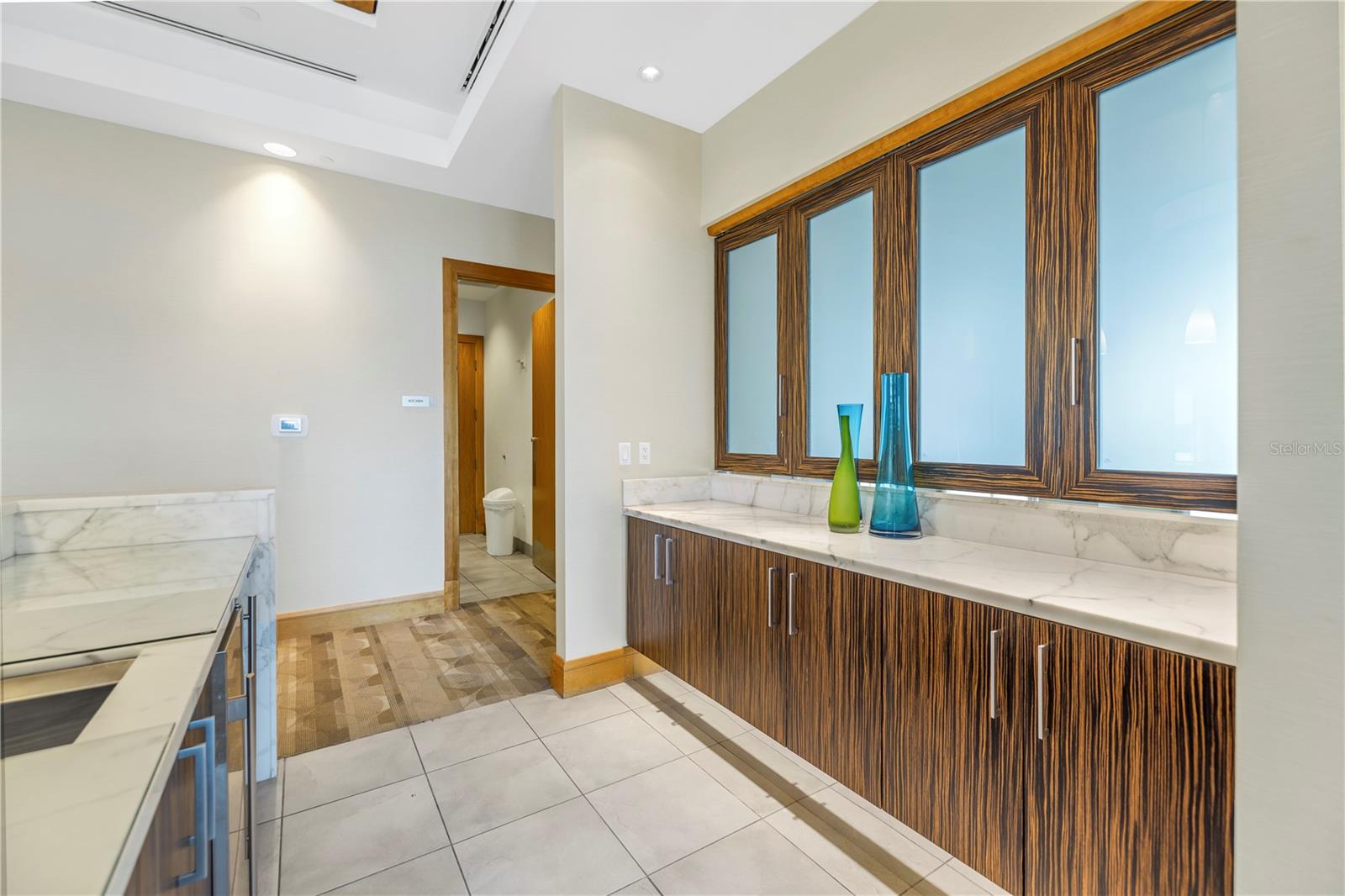 400 BEACH DRIVE CONDO - Residential Lease