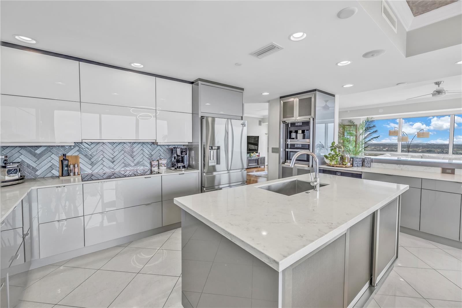 400 BEACH DRIVE CONDO - Residential Lease