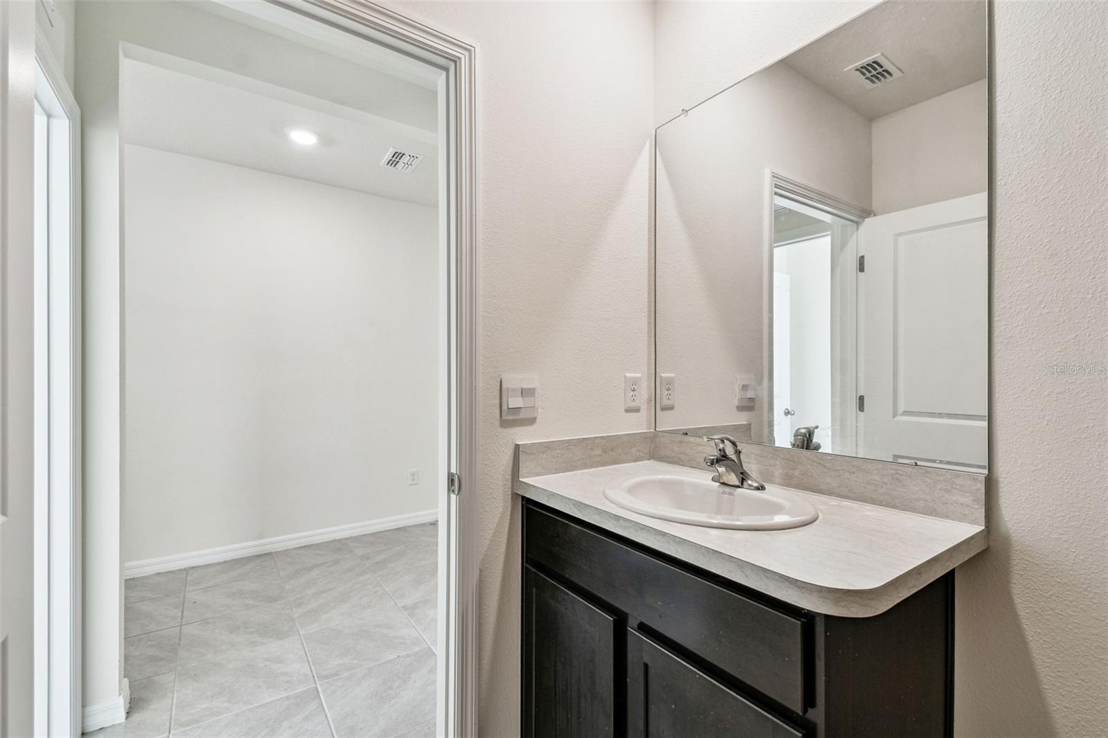 AVALON PARK WEST PH 3 - Residential Lease