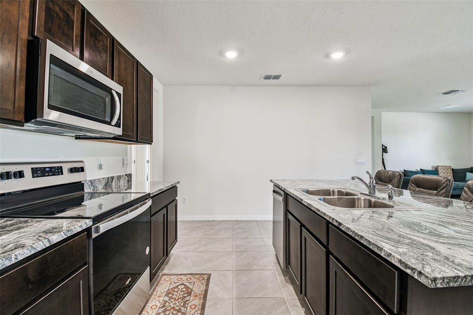 AVALON PARK WEST PH 3 - Residential Lease