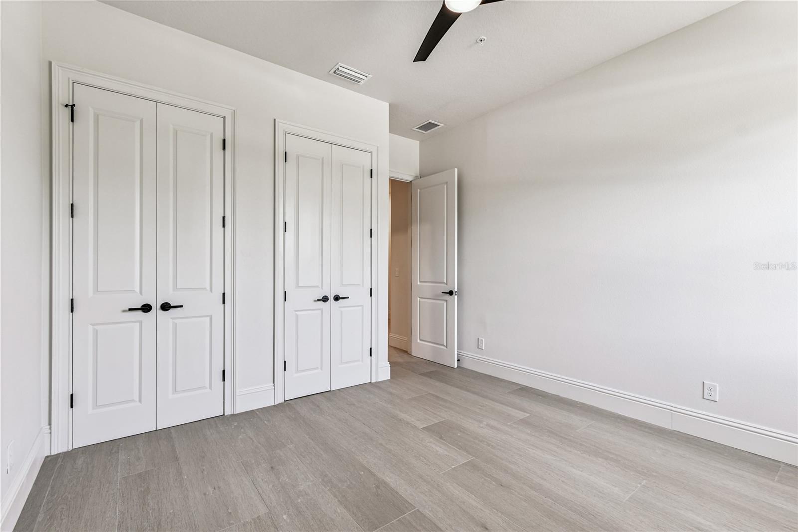 HIDDEN CREEK AT LAKEWOOD RANCH - Residential