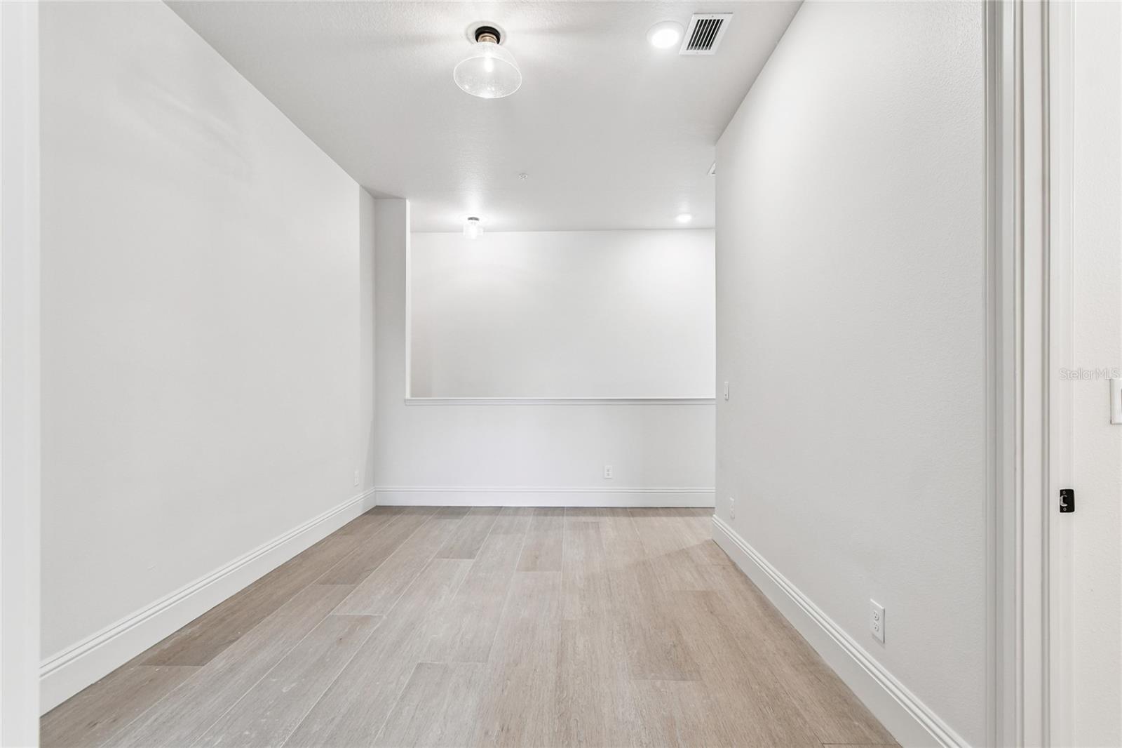 HIDDEN CREEK AT LAKEWOOD RANCH - Residential