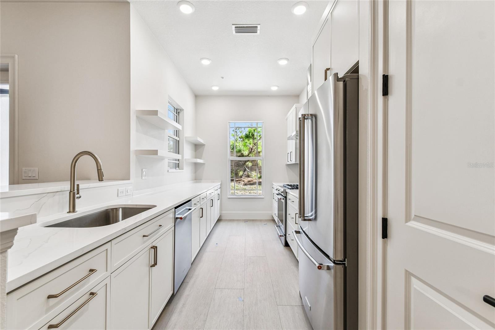 HIDDEN CREEK AT LAKEWOOD RANCH - Residential