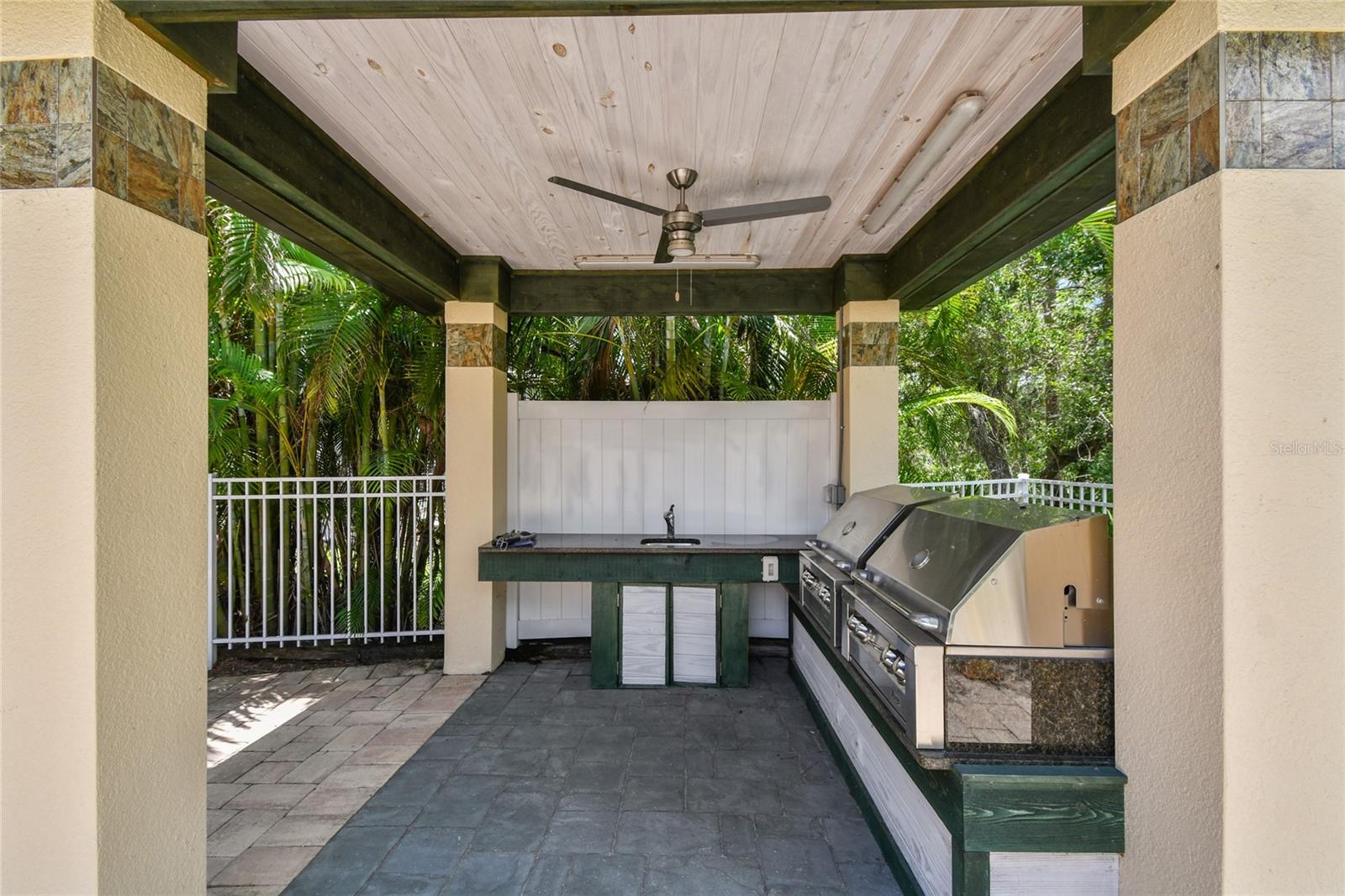 HIDDEN CREEK AT LAKEWOOD RANCH - Residential