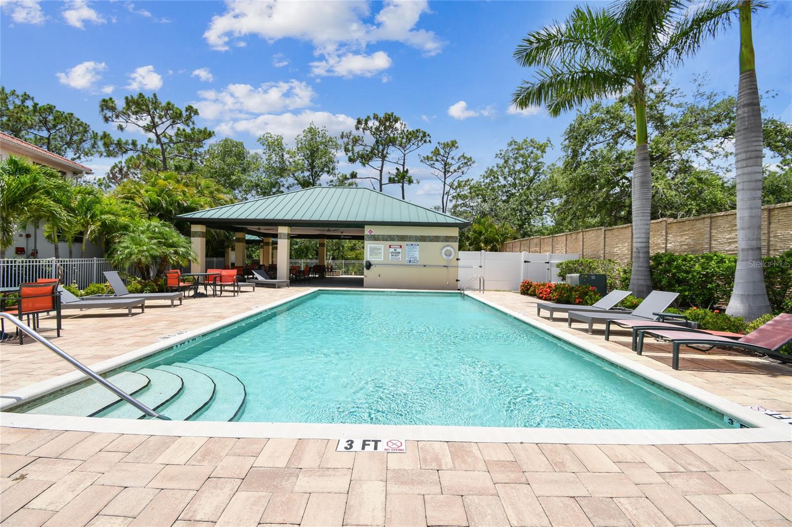 HIDDEN CREEK AT LAKEWOOD RANCH - Residential