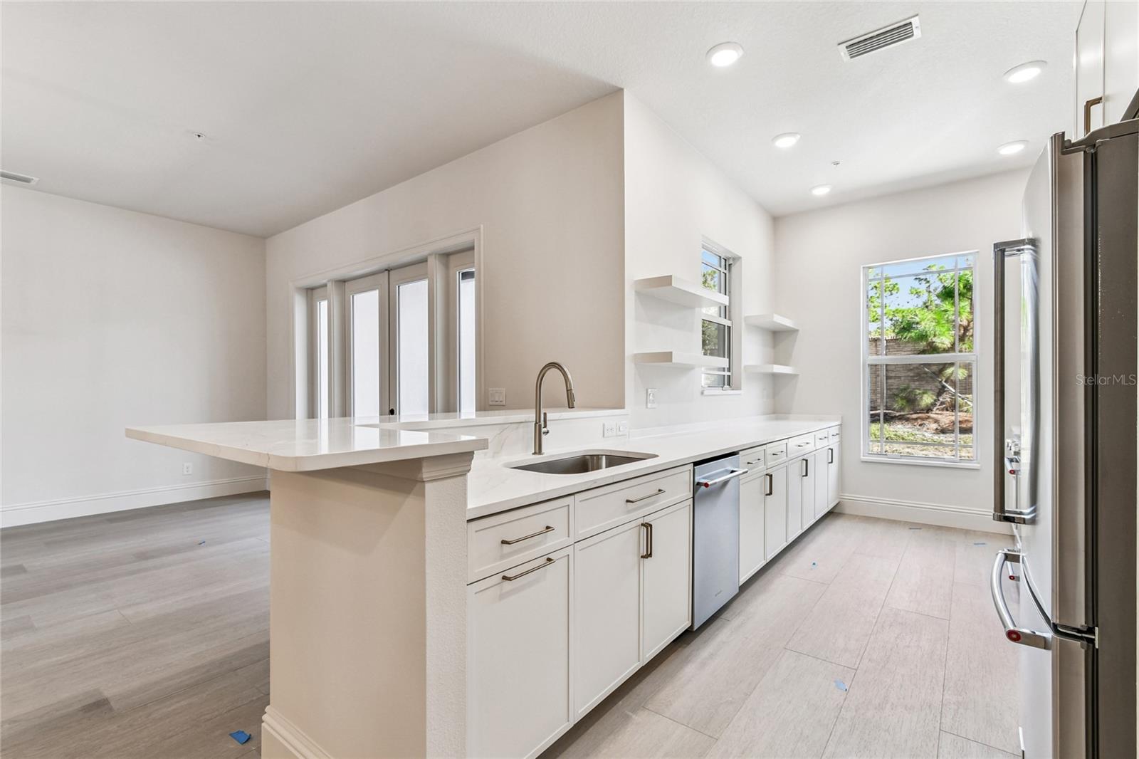 HIDDEN CREEK AT LAKEWOOD RANCH - Residential