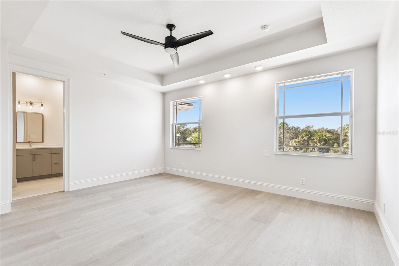 HIDDEN CREEK AT LAKEWOOD RANCH - Residential