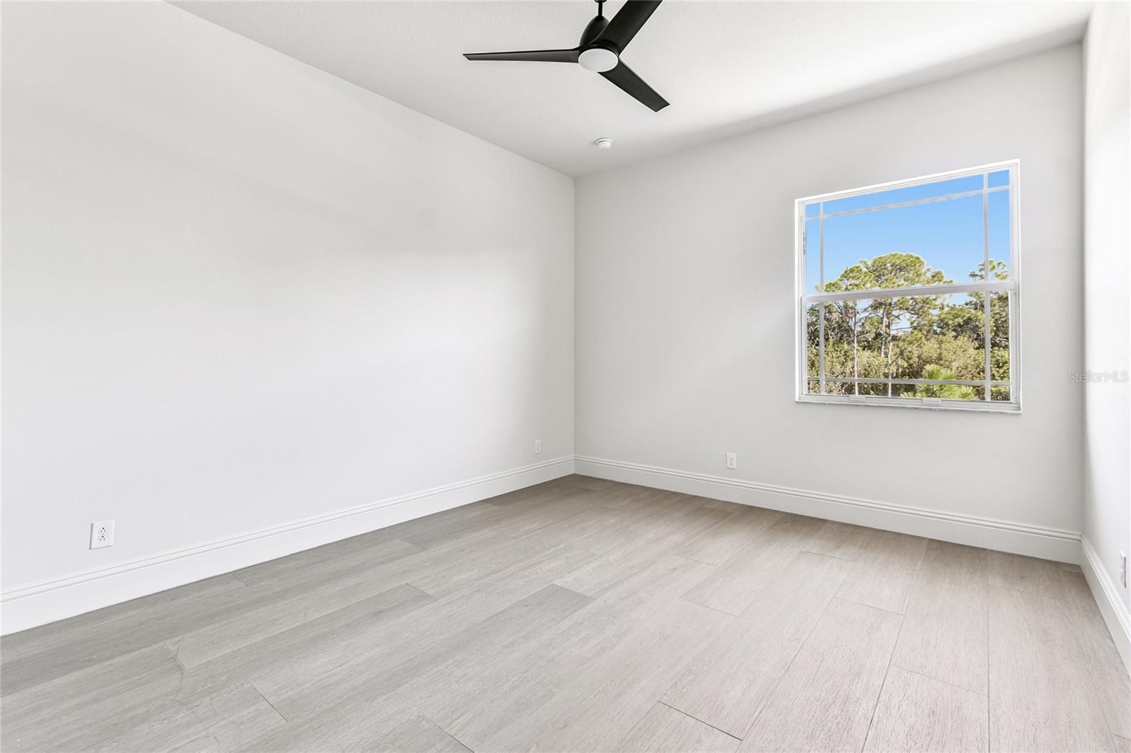 HIDDEN CREEK AT LAKEWOOD RANCH - Residential