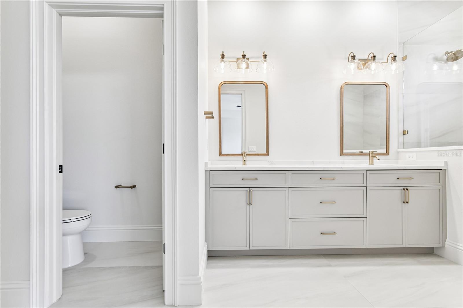 HIDDEN CREEK AT LAKEWOOD RANCH - Residential