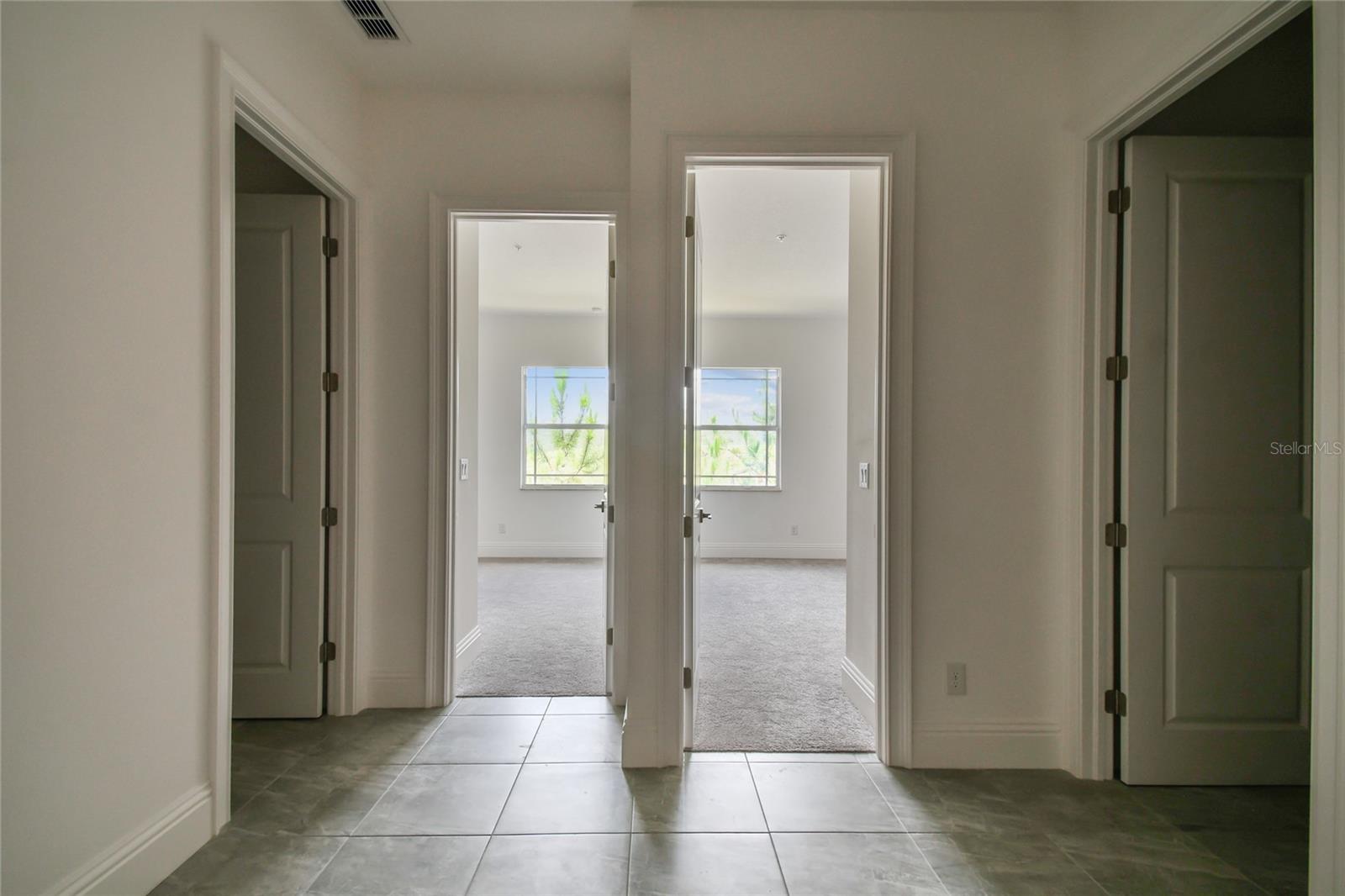 HIDDEN CREEK AT LAKEWOOD RANCH - Residential