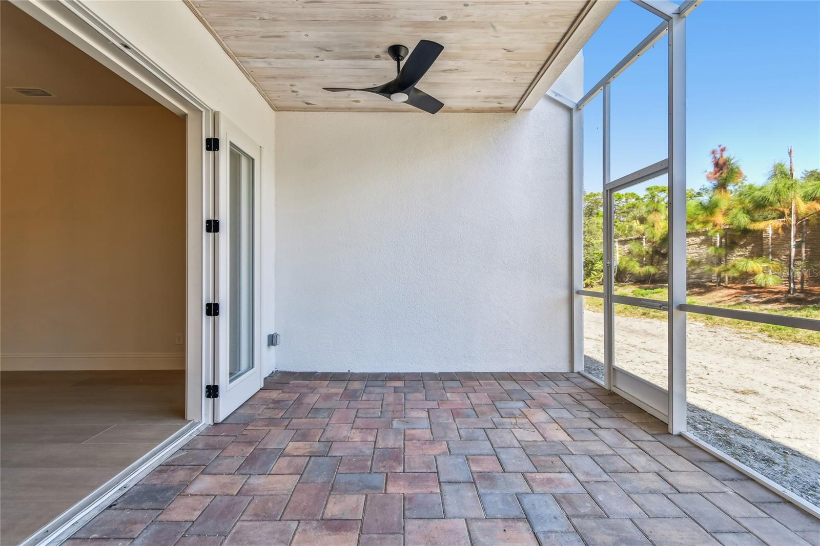 HIDDEN CREEK AT LAKEWOOD RANCH - Residential