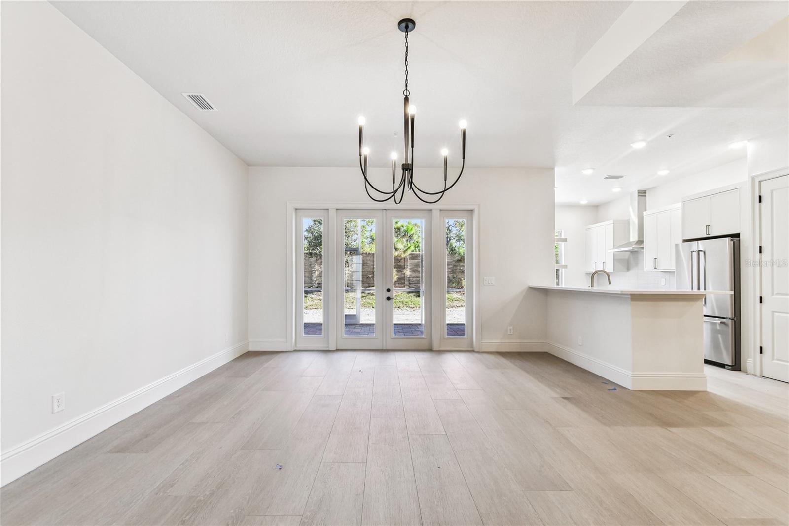 HIDDEN CREEK AT LAKEWOOD RANCH - Residential