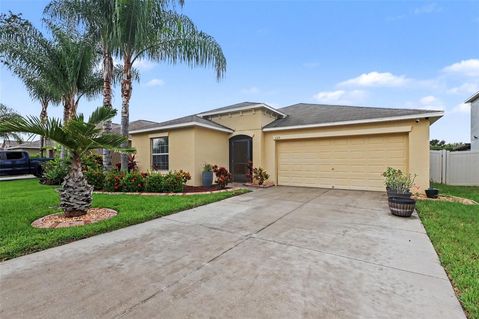 223 CASCADE BEND DRIVE, RUSKIN, FL, 33570 1 223 CASCADE BEND DRIVE