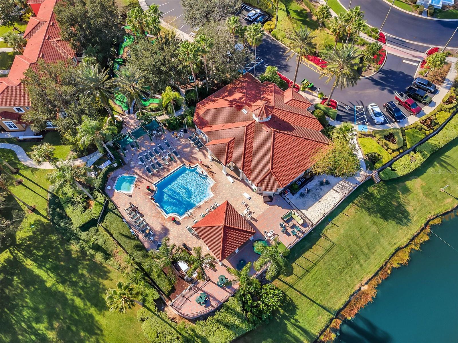EMERALD ISLAND RESORT - Residential