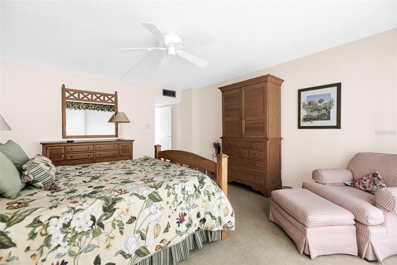 SAND DOLLAR - Residential