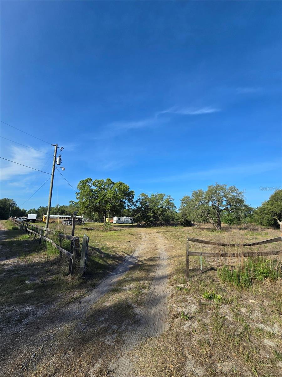 ACREAGE - Residential