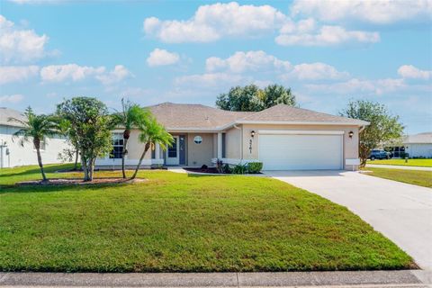 A home in LAKELAND