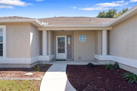 A home in LAKELAND