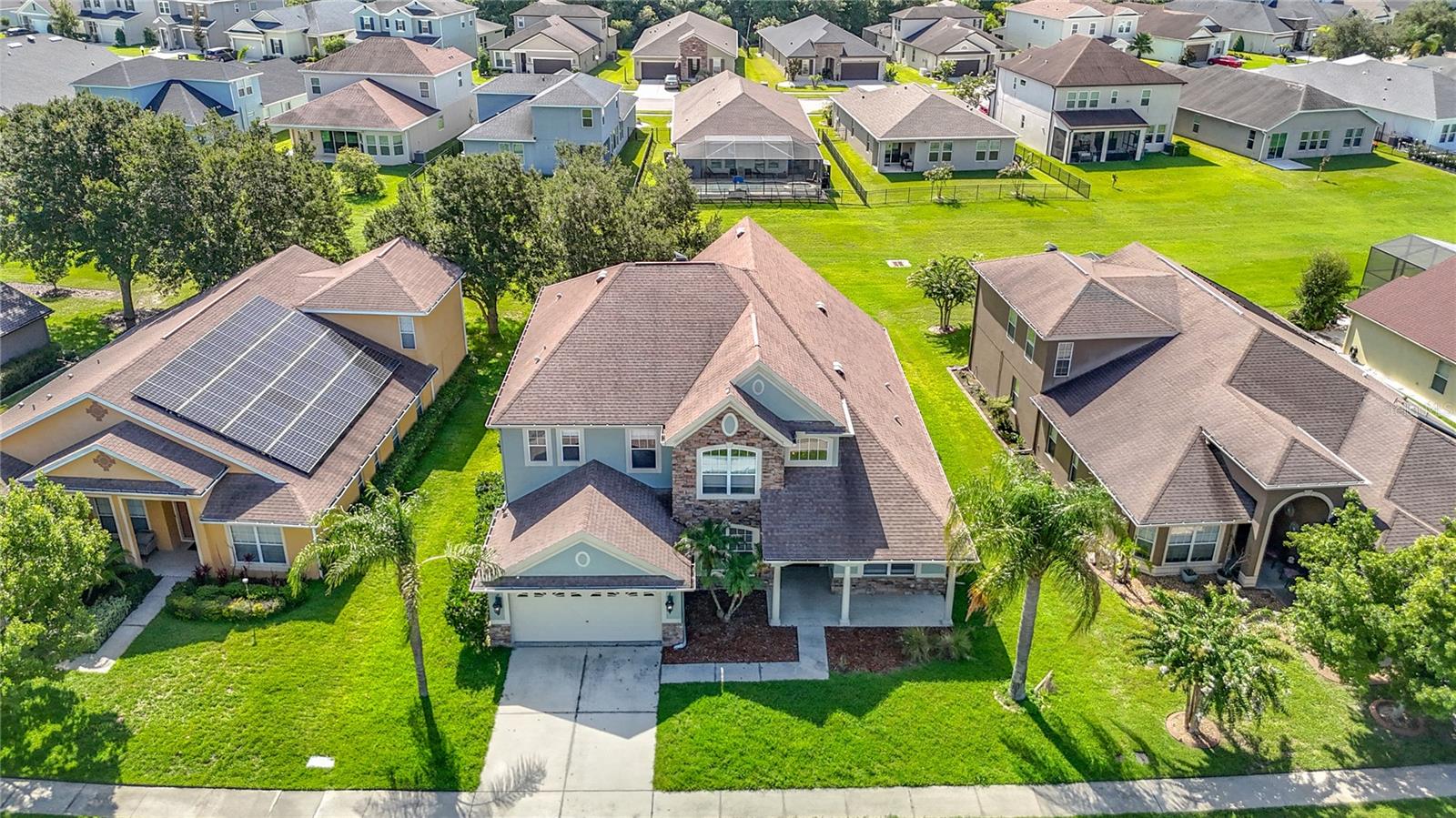 4736 POINTE O WOODS DRIVE