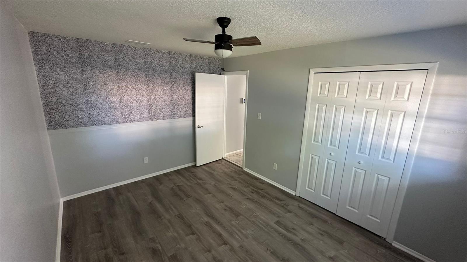 CAMELOT UNIT 2 - Residential Lease