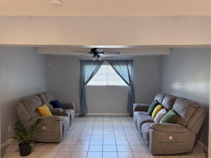 CAMELOT UNIT 2 - Residential Lease