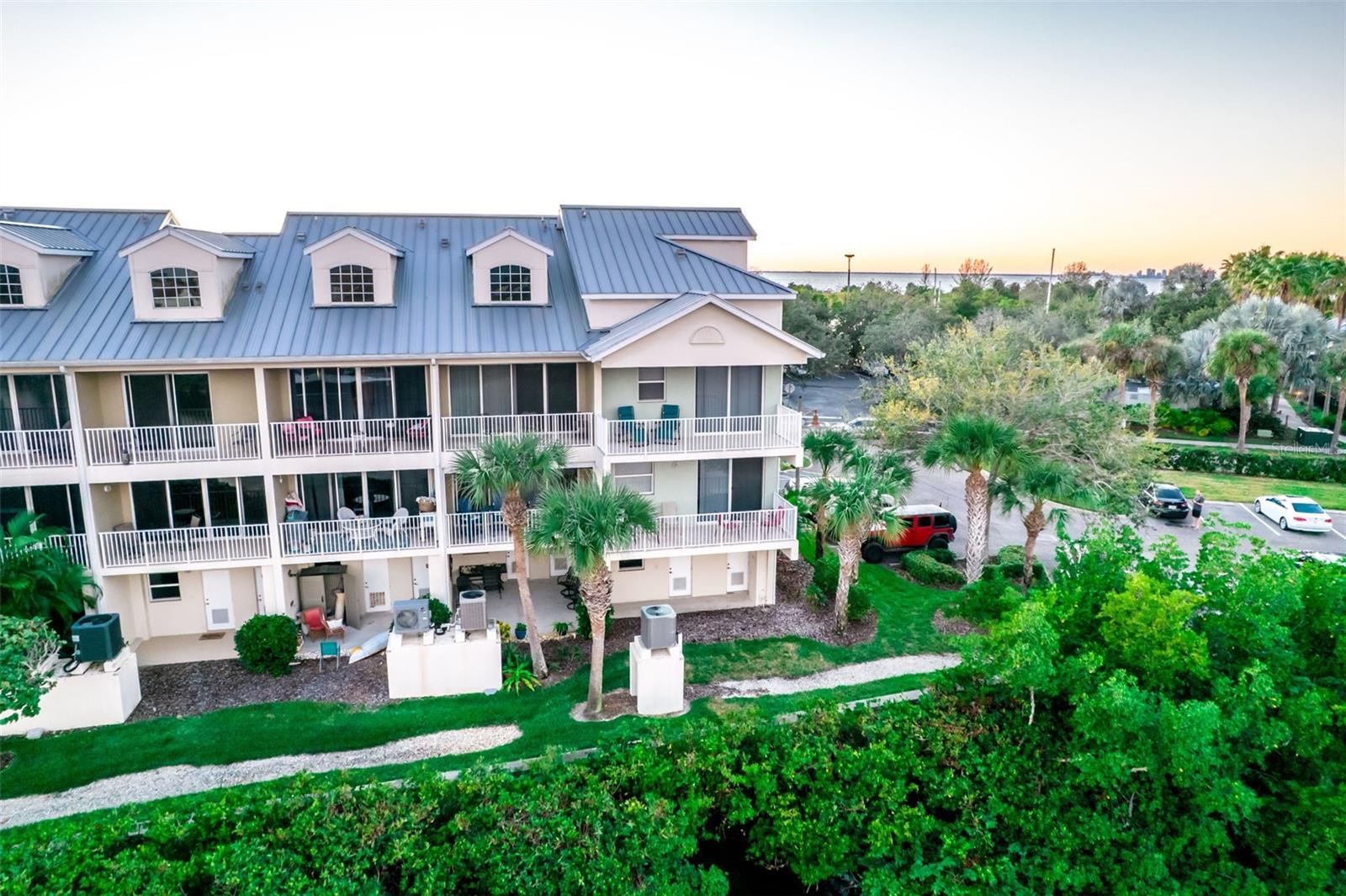 BAHIA BEACH TWNHMS PH 1A - Residential