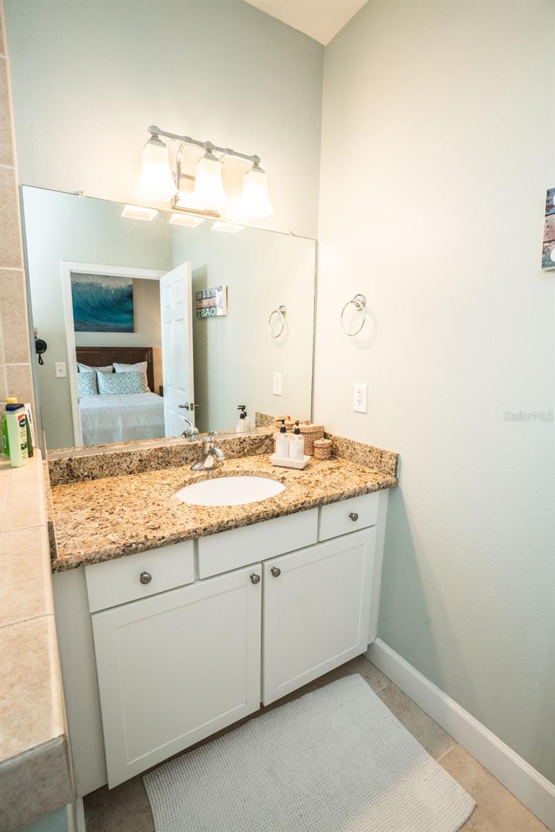 BAHIA BEACH TWNHMS PH 1A - Residential