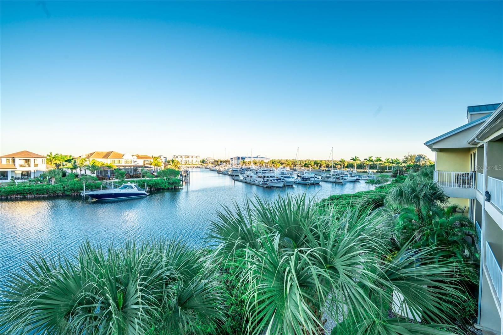 BAHIA BEACH TWNHMS PH 1A - Residential