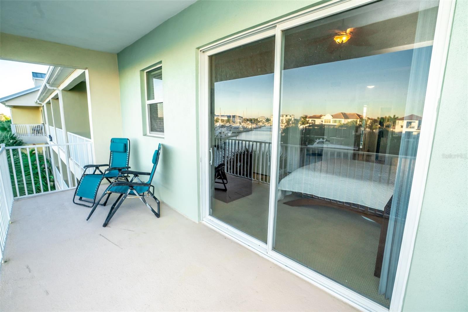 BAHIA BEACH TWNHMS PH 1A - Residential