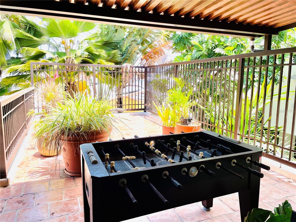 OCEAN PARK, STEPS TO BEST BEACH - Residential