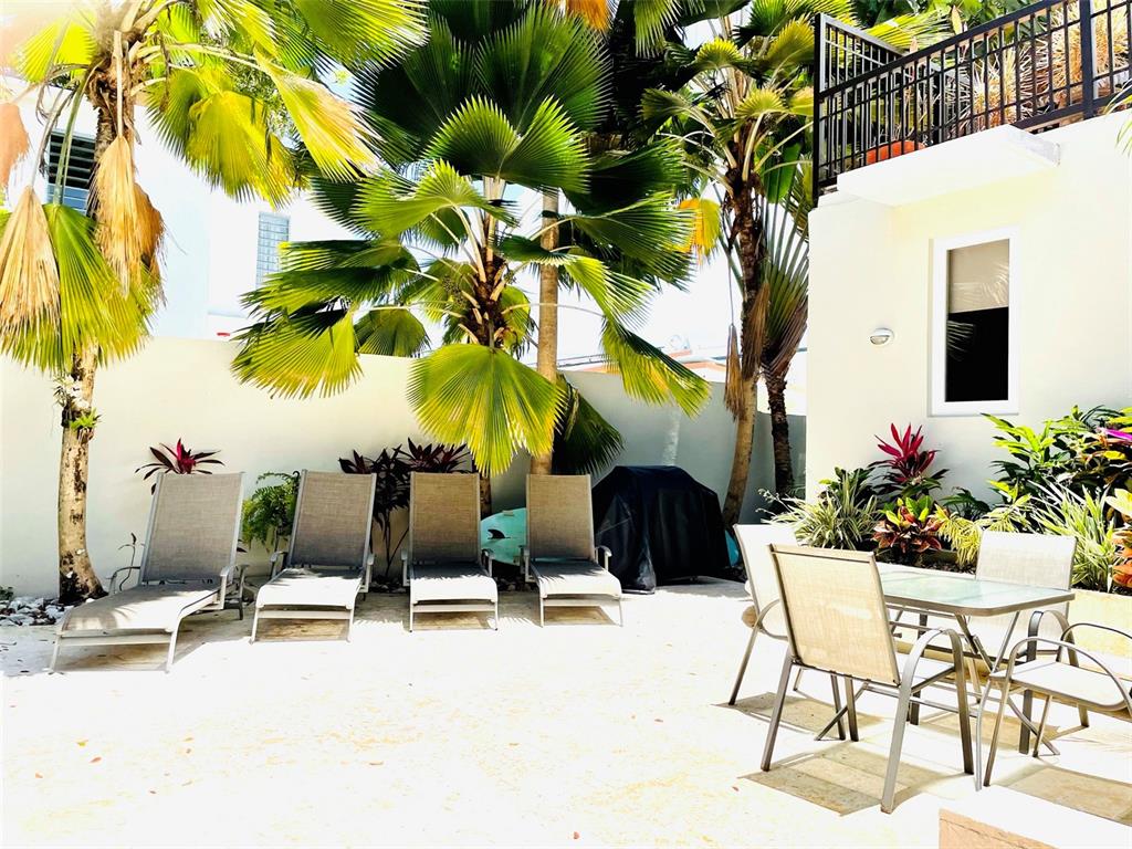 OCEAN PARK, STEPS TO BEST BEACH - Residential