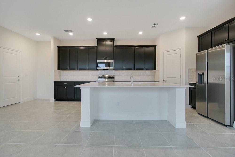 HAVENFIELD AT CROSS PRAIRIE - Residential