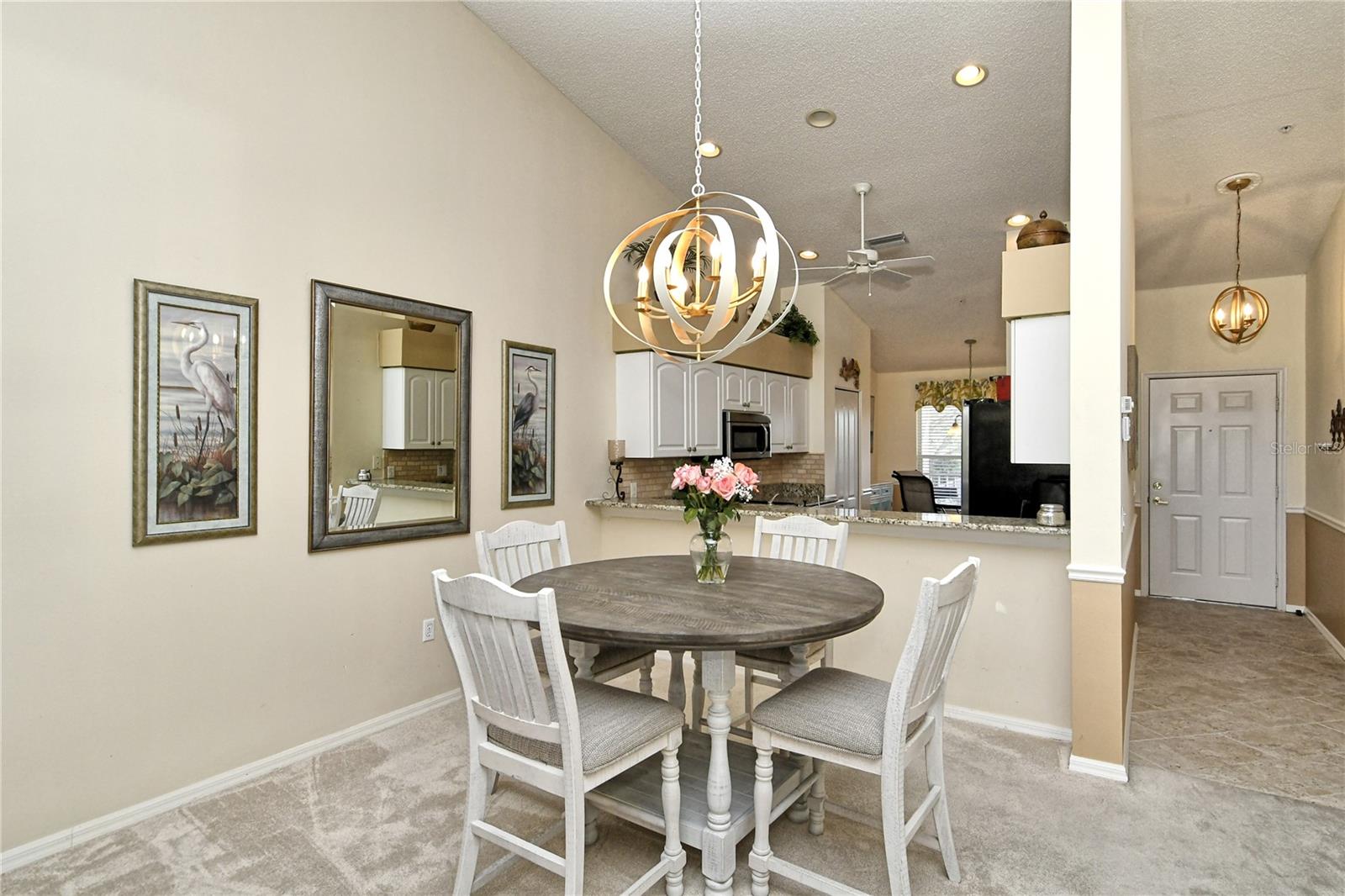 HERITAGE OAKS GOLF & COUNTRY CLUB - Residential