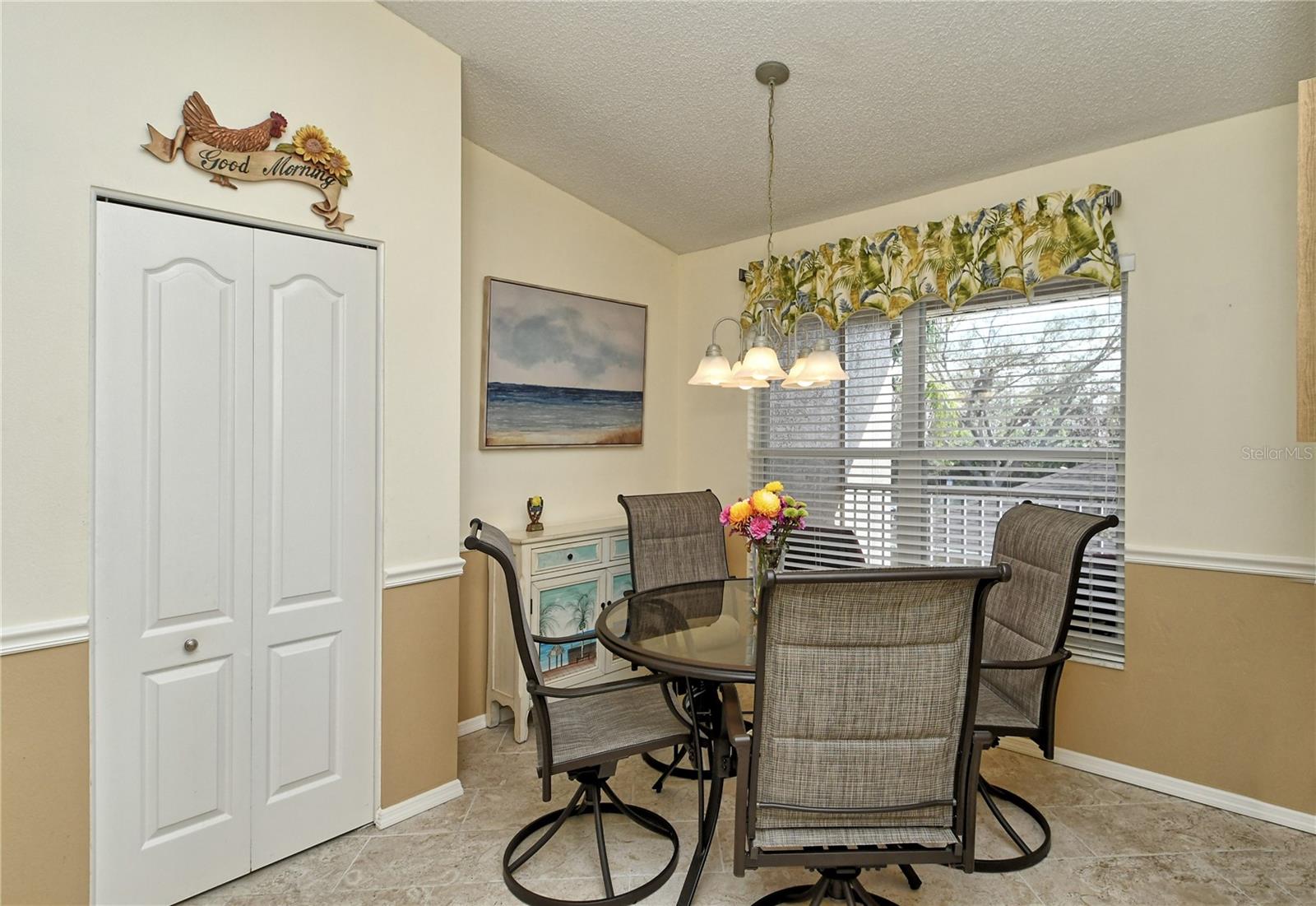 HERITAGE OAKS GOLF & COUNTRY CLUB - Residential