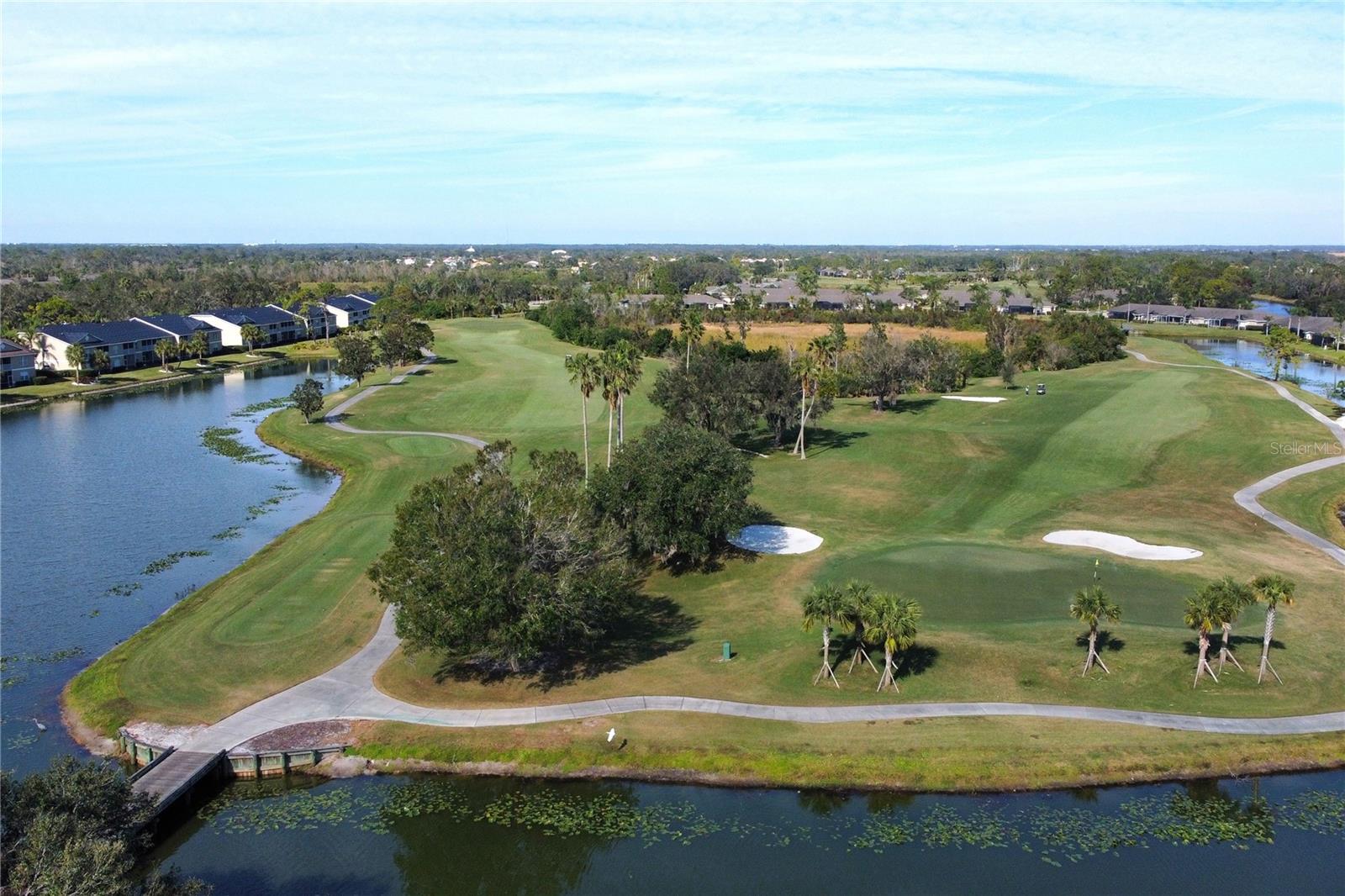 HERITAGE OAKS GOLF & COUNTRY CLUB - Residential