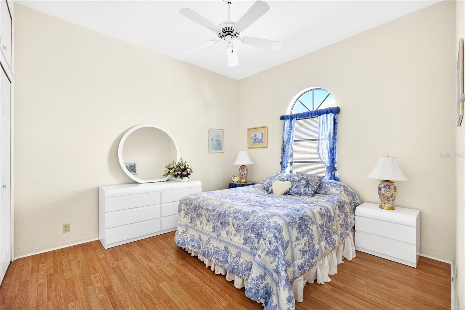 WATERFORD - Residential