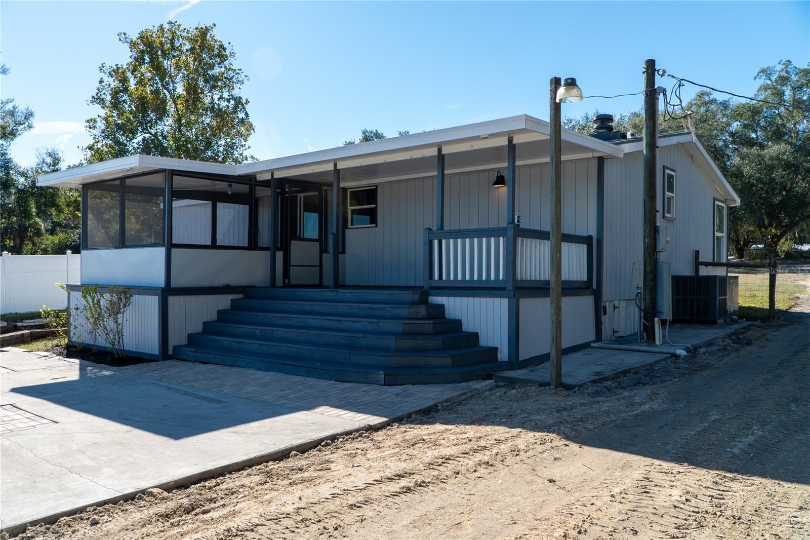 BREAM LAKE 4 LAKES COMMUNITY U-1 - Residential