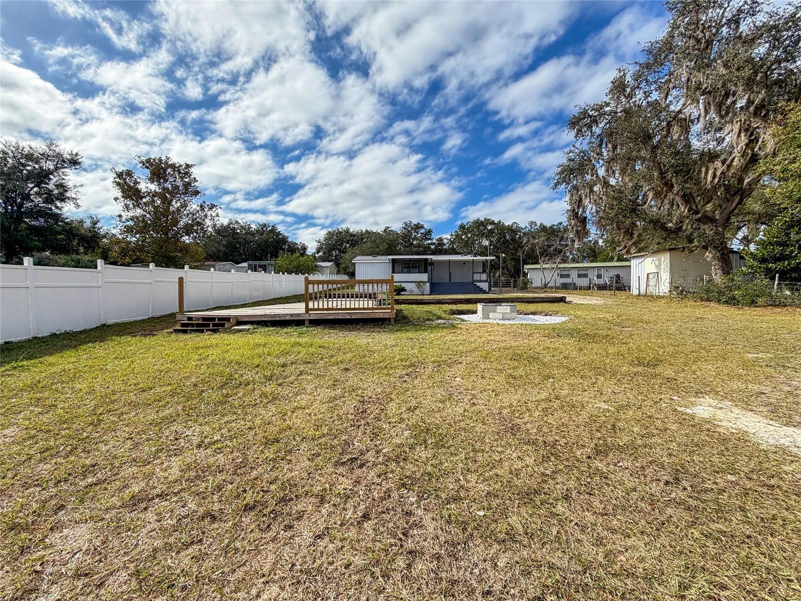 BREAM LAKE 4 LAKES COMMUNITY U-1 - Residential