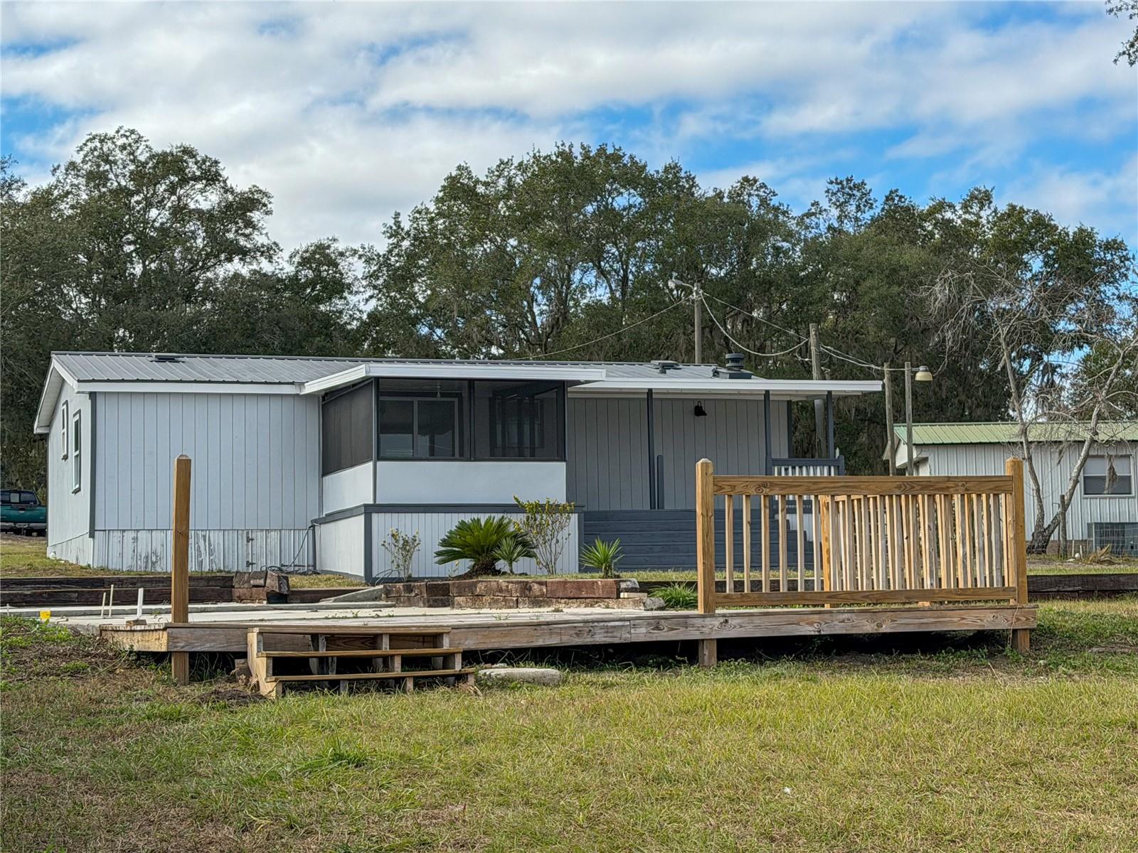 BREAM LAKE 4 LAKES COMMUNITY U-1 - Residential