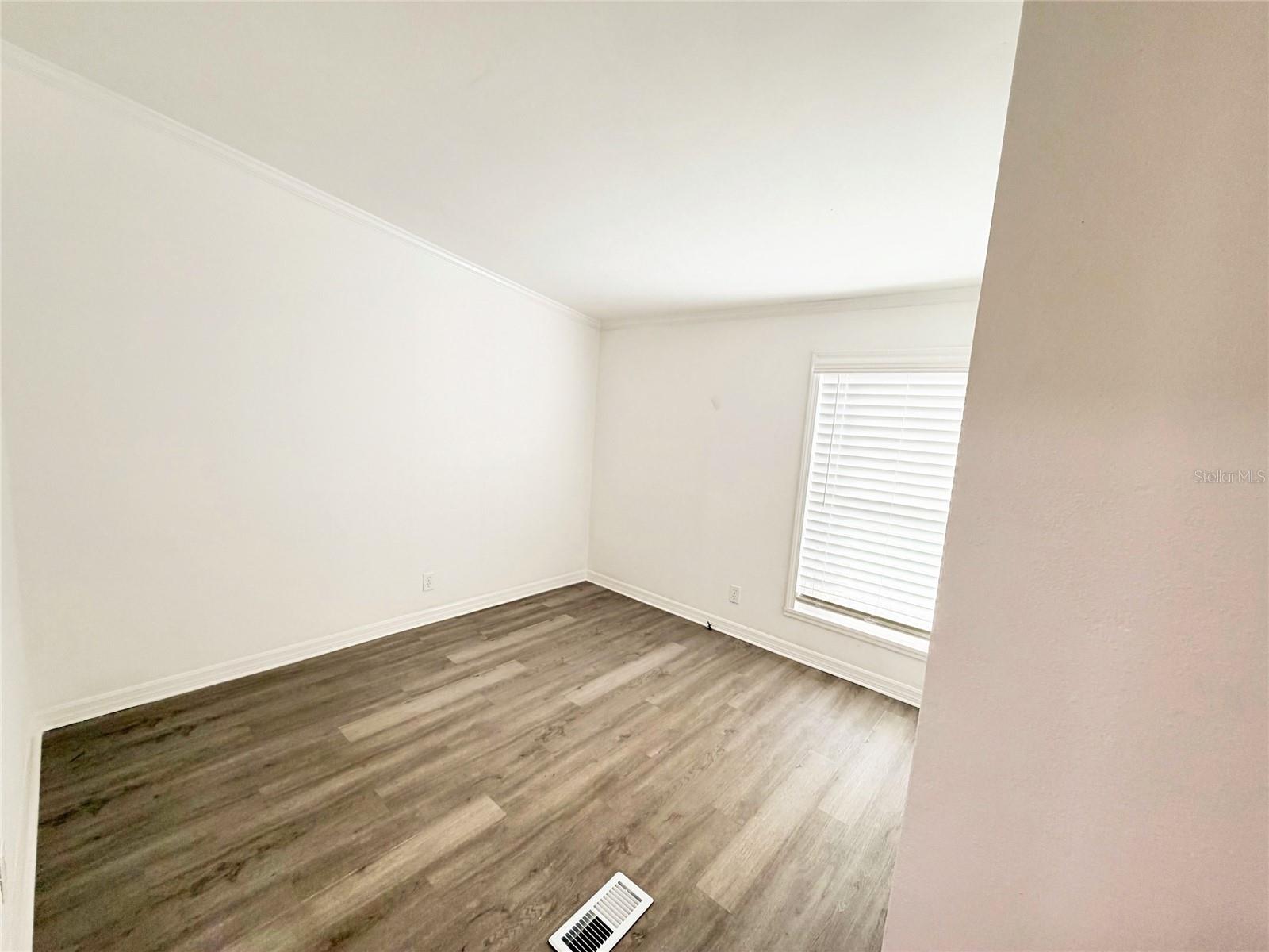 BREAM LAKE 4 LAKES COMMUNITY U-1 - Residential