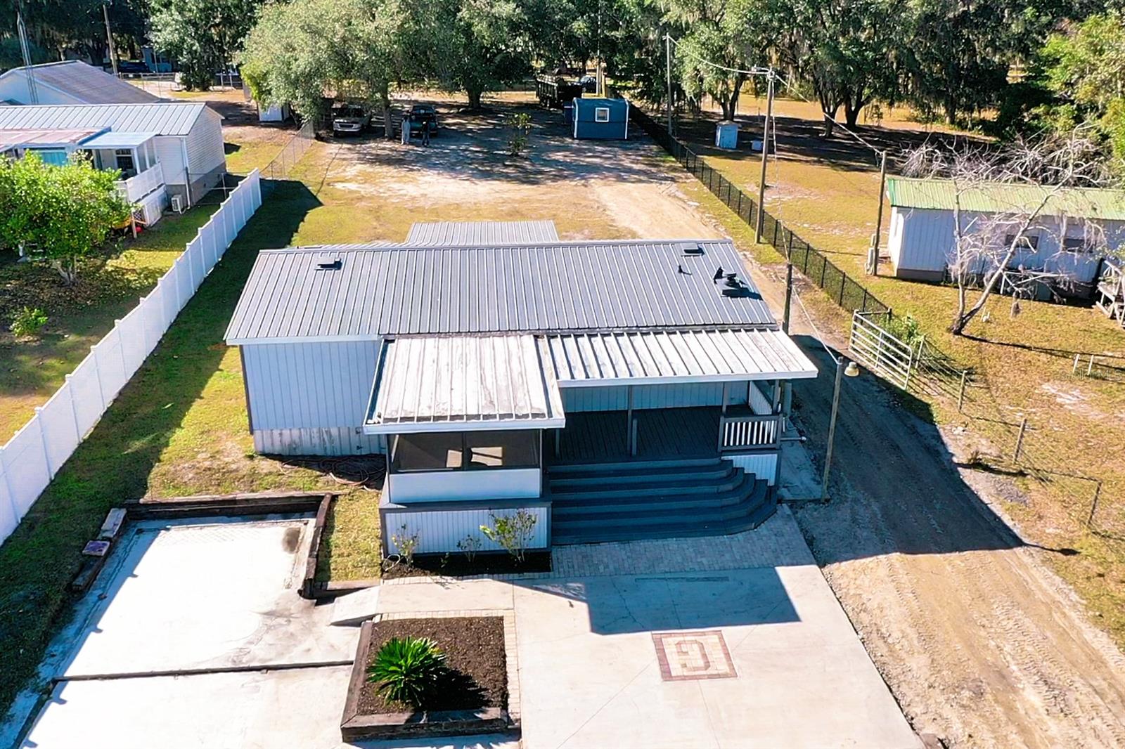 BREAM LAKE 4 LAKES COMMUNITY U-1 - Residential