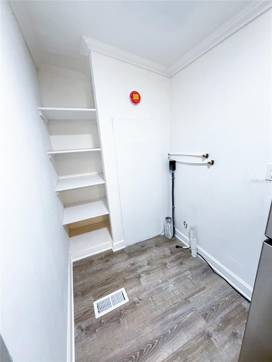 BREAM LAKE 4 LAKES COMMUNITY U-1 - Residential