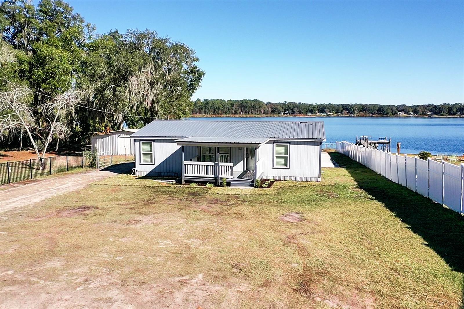 BREAM LAKE 4 LAKES COMMUNITY U-1 - Residential