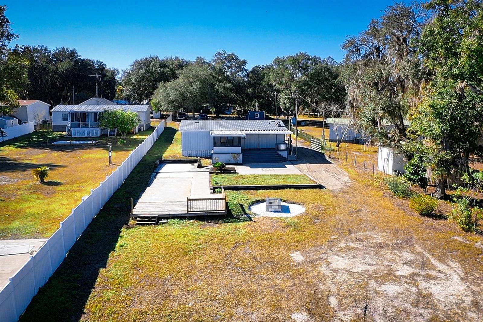 BREAM LAKE 4 LAKES COMMUNITY U-1 - Residential