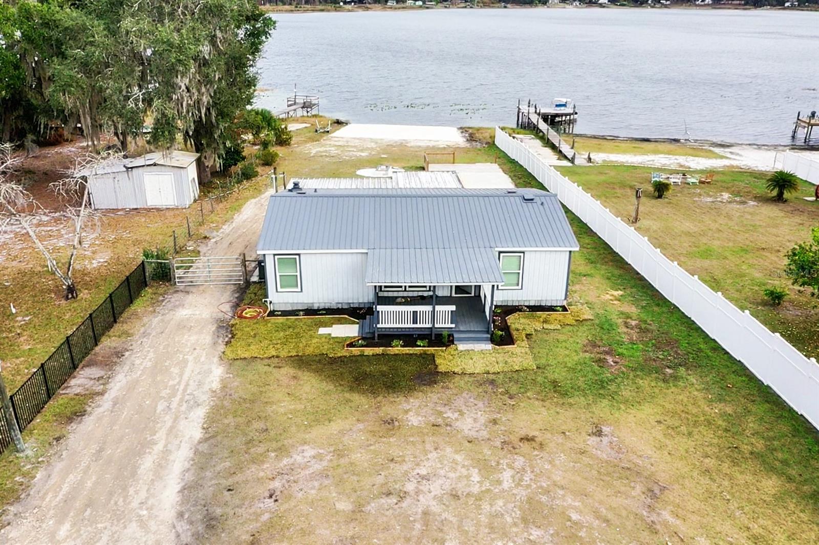 BREAM LAKE 4 LAKES COMMUNITY U-1 - Residential