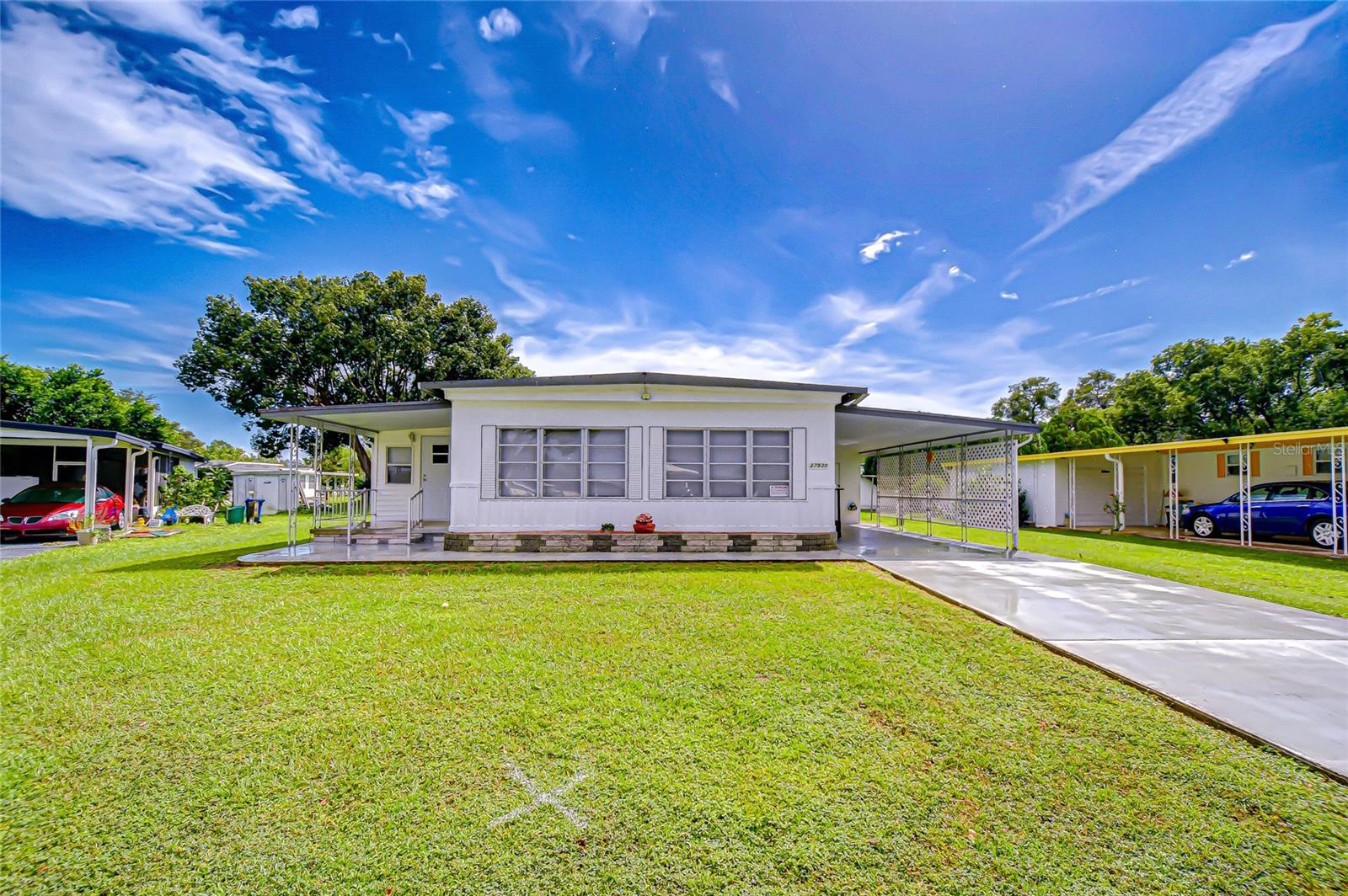 PALM ESTATES - Residential