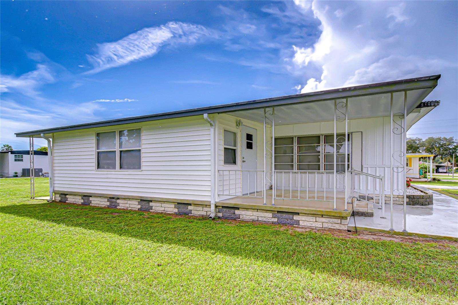 PALM ESTATES - Residential