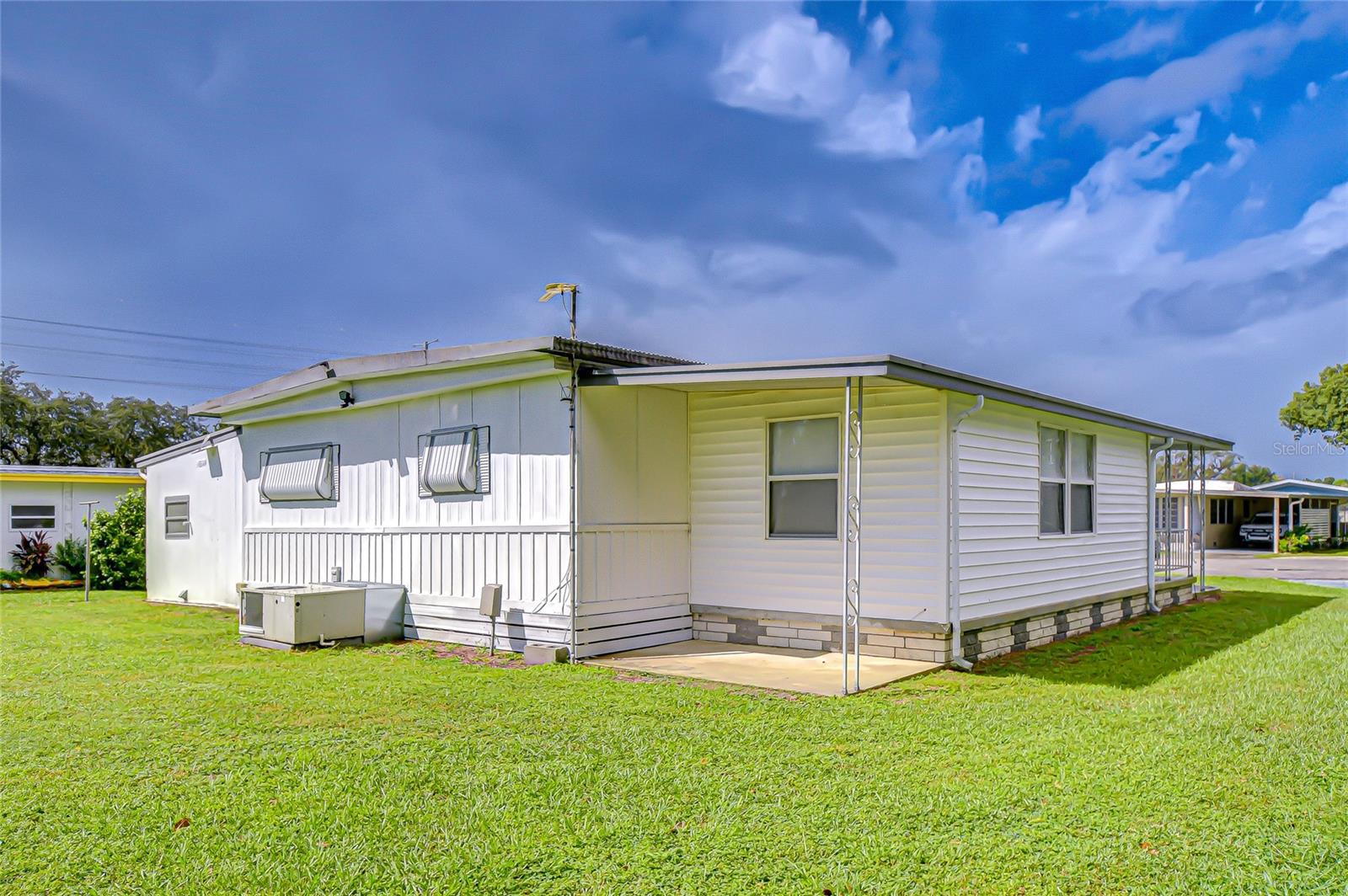PALM ESTATES - Residential